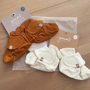 NWT Goumi Kids Baby Boots Set Sienna & Cloud SZ 12-18mo Bamboo Stay On